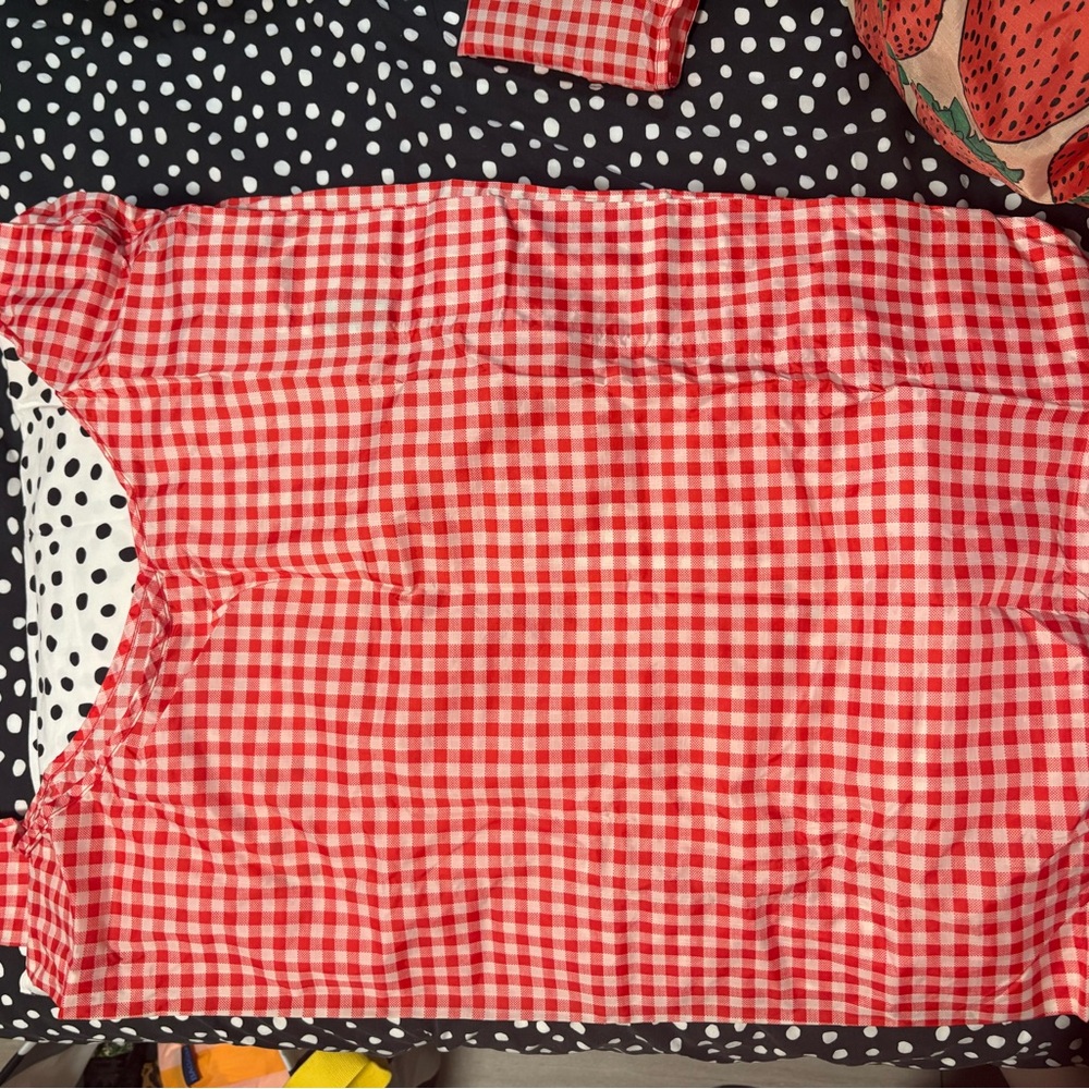 BAGGU Red Gingham Reusable Large Bag - Picture 2 of 2